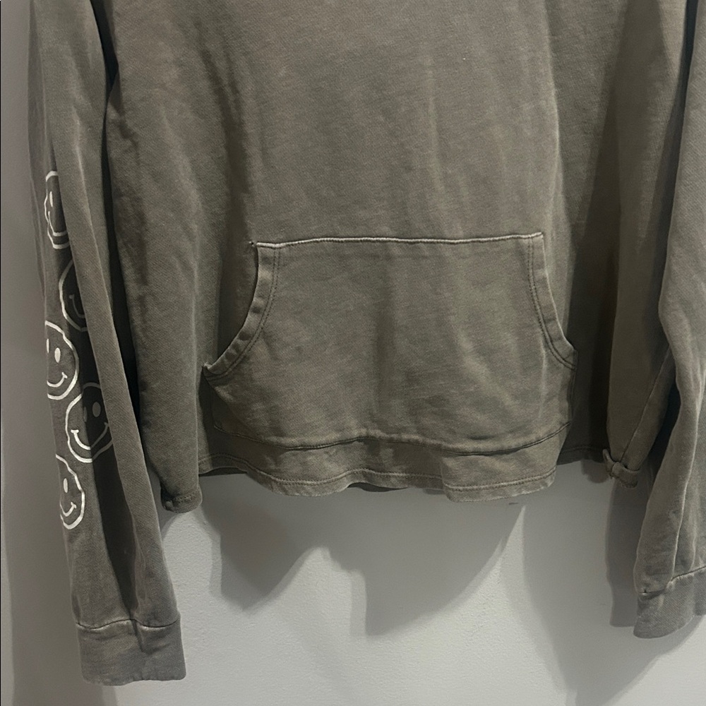Casual Olive Smiley Face Hoodie - Picture 4 of 11